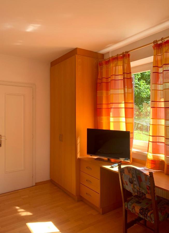 Garni Rika Bed and Breakfast Partschins Buitenkant foto